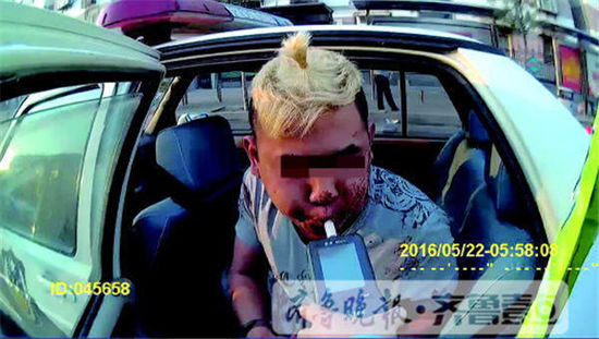 济南90后宝马醉驾案：车主住拆迁片区，宝马是黑车