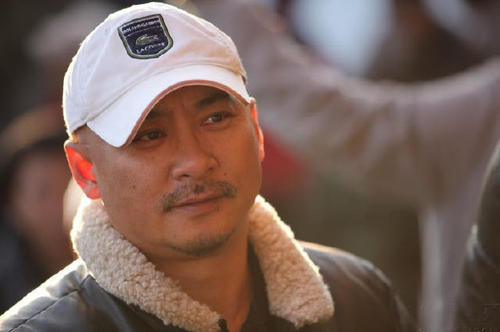 王全安作为一个著名导演，当年和张雨绮刚结婚不久就陷招妓丑闻，最后王全安和张雨绮离婚收场也是情理之中的事了!