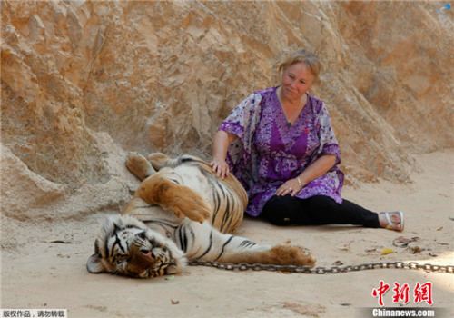 点击进入下一页