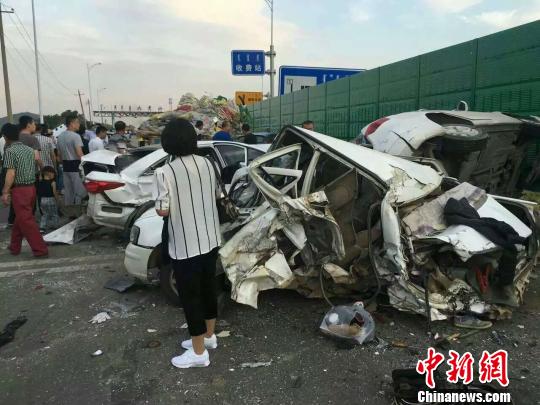 图为事发现场。