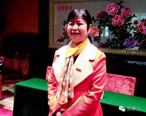 媒体:毛泽东堂侄女毛小青如何做成“毛家首商”