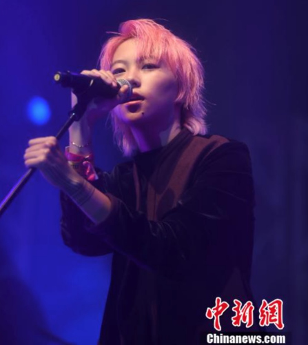 点击进入下一页