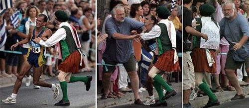 利马赛场突发一幕