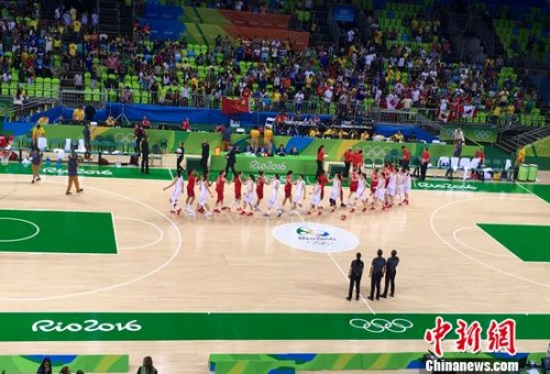 中国女篮22分不敌加拿大陈楠直言年轻球员太紧张